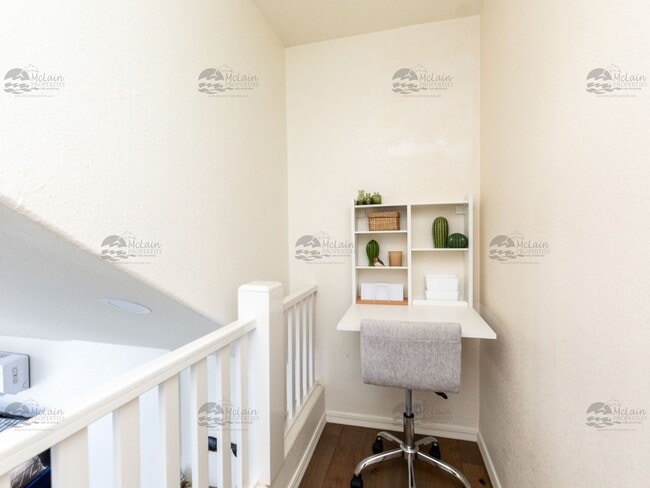 Building Photo - Steps to the sand in Encinitas, your two b...