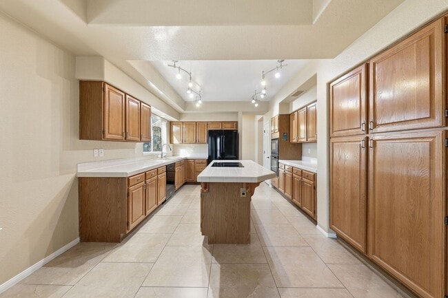 Building Photo - Luxury Lakefront Living in Desert Shores – 4 Bedroom Home with Private Dock & Stunning Views