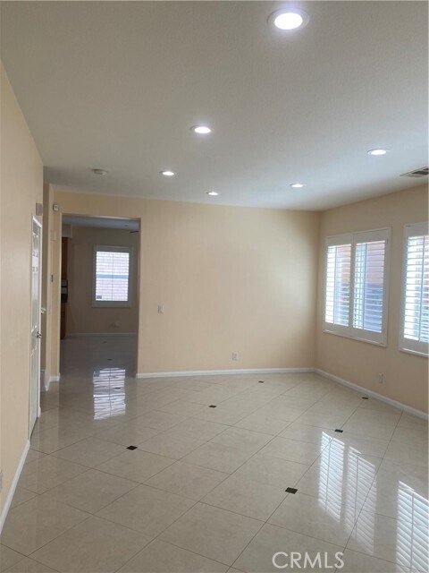 Building Photo - 21 Freeman Ln