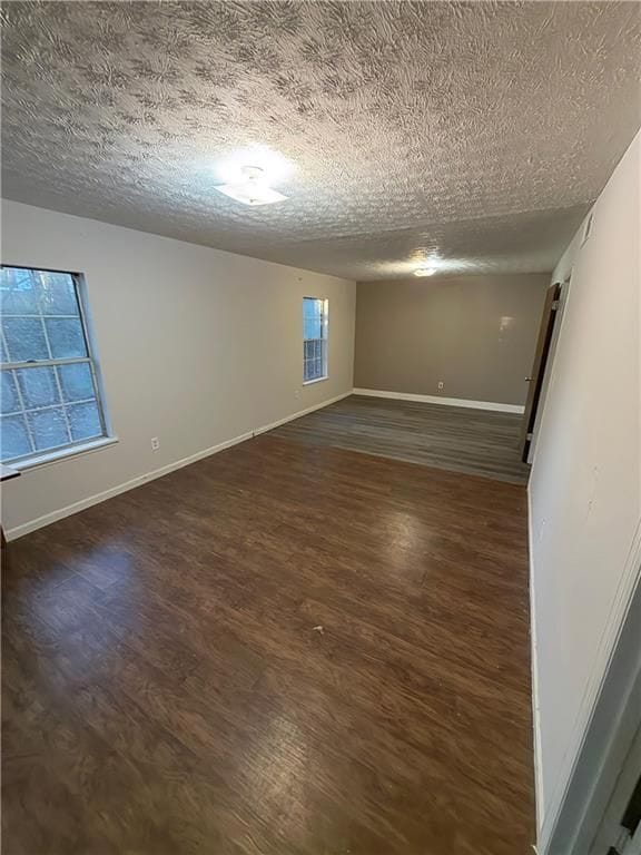 Building Photo - 1744 Vauxhall Dr