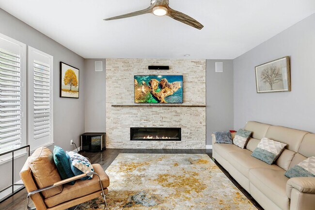 Building Photo - Beautiful Home in Tallyn's Ranch! Special ...