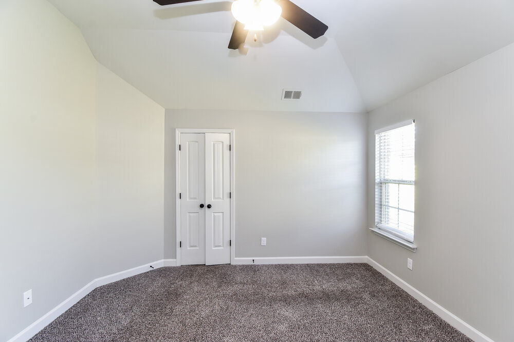 Building Photo - 2600 Molly Ln