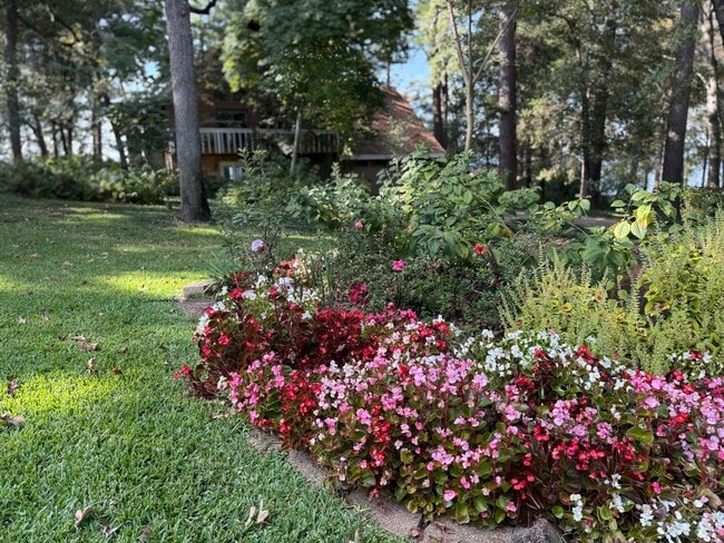 Building Photo - 20868 Bay Shore Dr