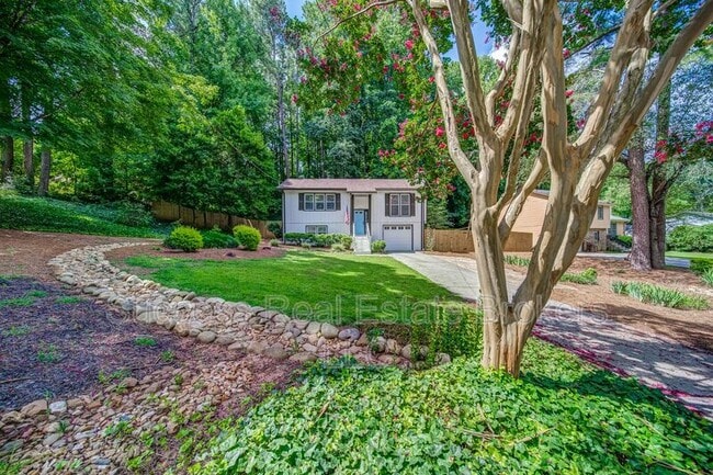 Building Photo - 4734 N Springs Rd NW