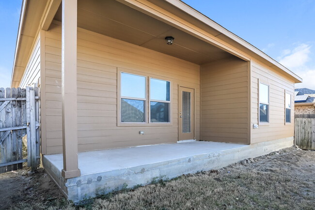 Building Photo - 7301 Tin Star Dr