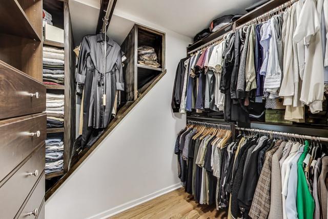 Building Photo - 102 S Quincy St