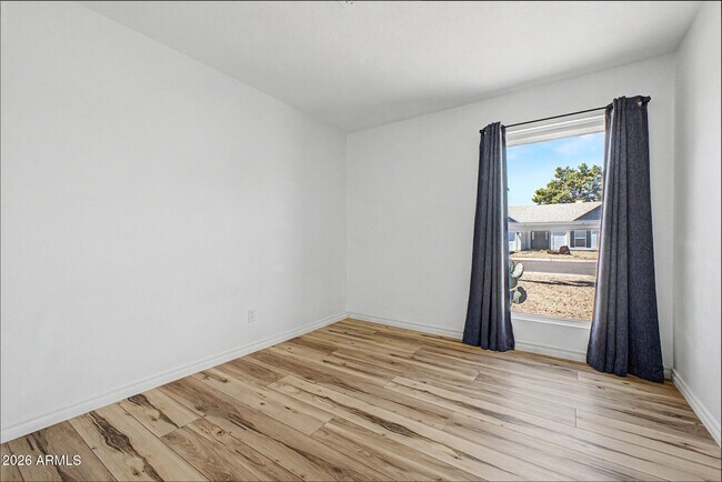 Building Photo - 20615 N 4th Ave