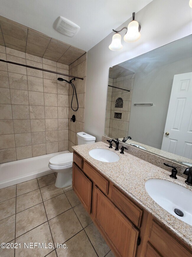 Building Photo - 8379 Chason Rd W