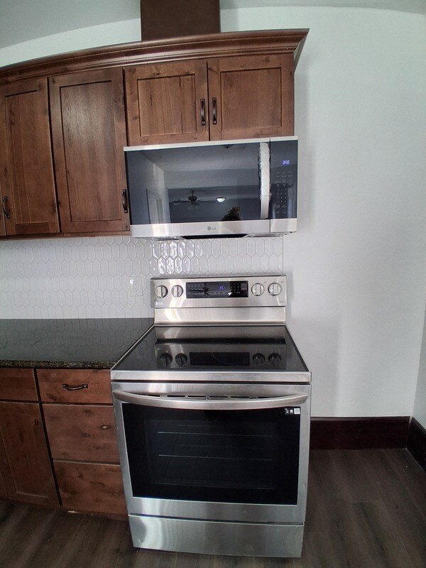 Building Photo - 1234 Perkiomen Ave