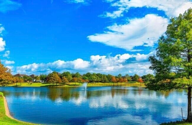 Building Photo - 2607 Easton Springs Ct