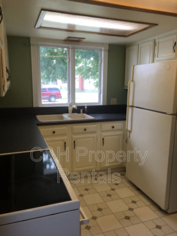 Building Photo - 2517 Wyoming Ave