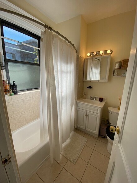 Building Photo - 1318 Commonwealth Ave