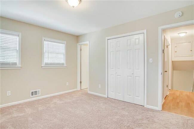 Building Photo - 8401 Union Grove Rd