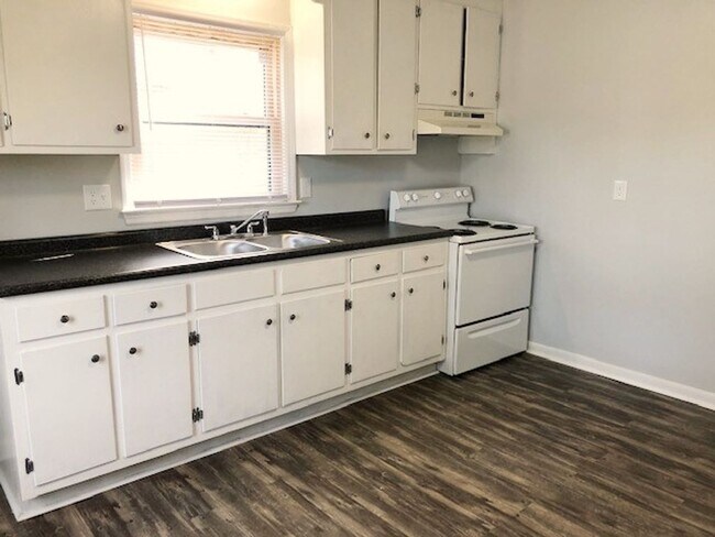 Building Photo - Cozy home in Durham near NCCU and Durham Tech