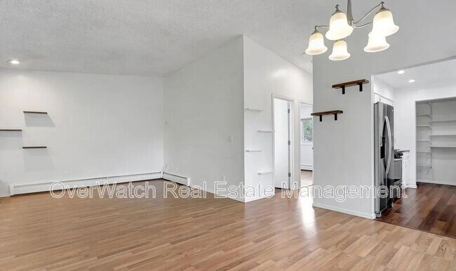 Building Photo - 4202 Pinnacle Cir