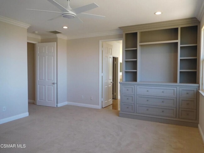 Building Photo - 20800 Sardinia Way