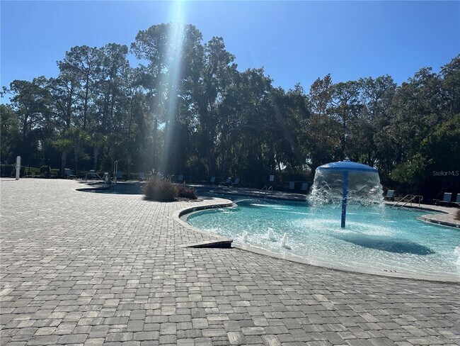 Building Photo - 2946 Canary Ave