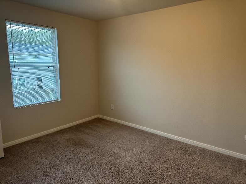 Building Photo - 15520 Taylorcrest Dr