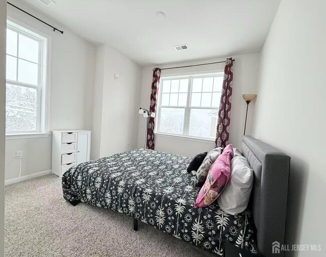 Building Photo - 102 Dickson Ct