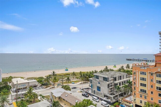Building Photo - 525 N Ocean Blvd
