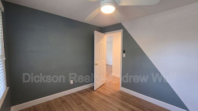 Building Photo - 3979 Buckingham Square