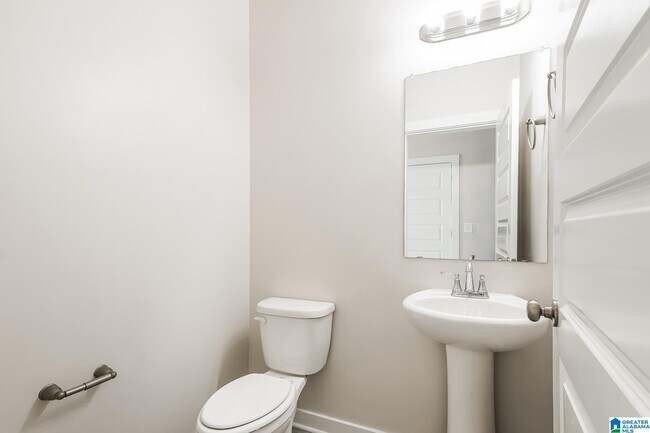 Building Photo - 115 Ridgeview Cir
