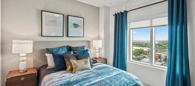 Building Photo - 591 Evernia St