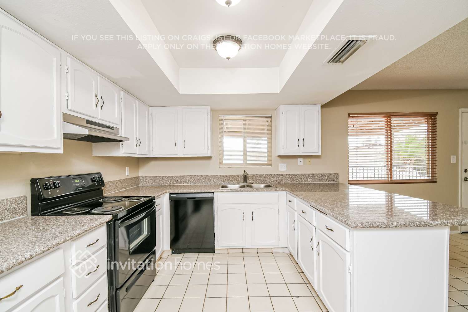 Building Photo - 2351 S Canton