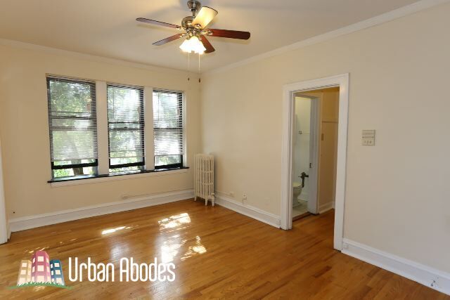 Building Photo - 4631 N Paulina St