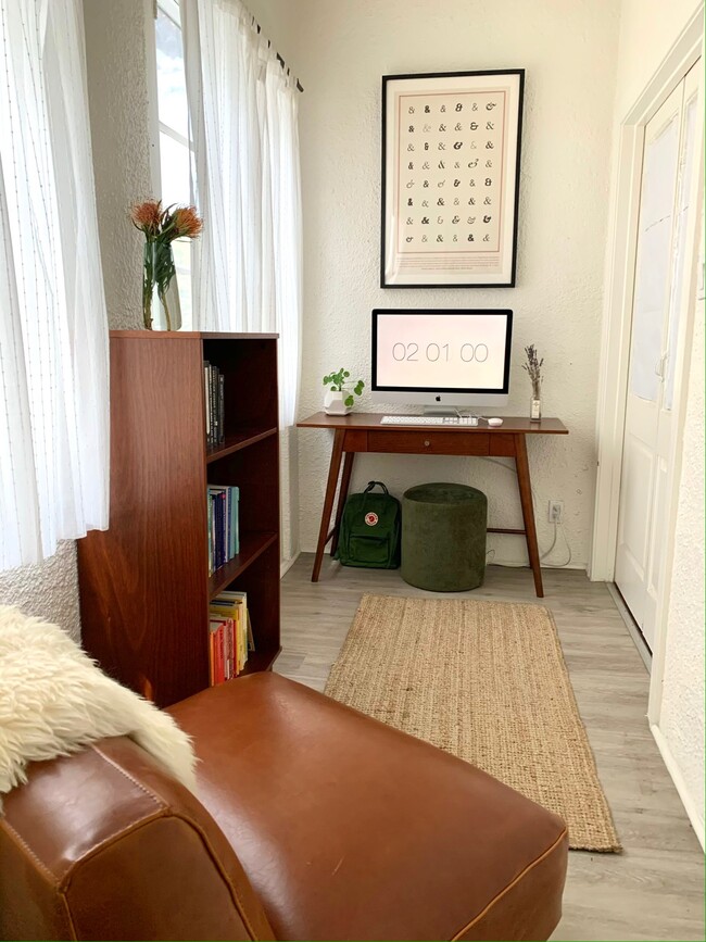 office/studio - 6360 Orange St