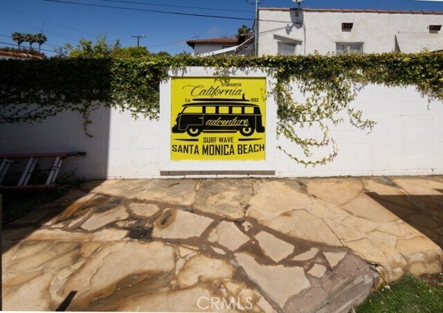 Building Photo - 728 Euclid St