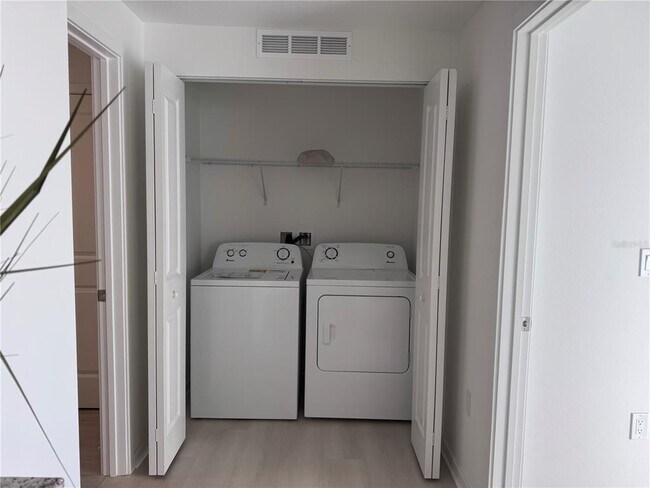 Building Photo - 5587 Millennia Park Dr