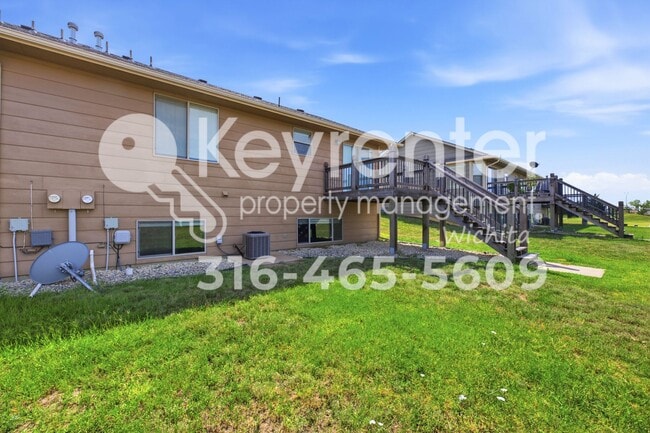 Building Photo - 311 N Grandstone St