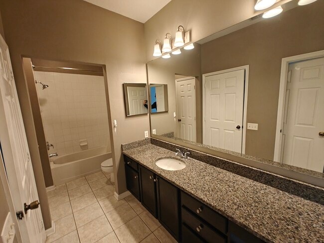 Building Photo - 6214 Stevenson Dr