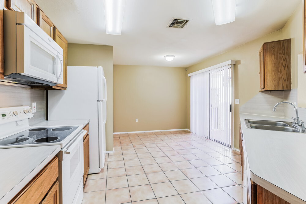 Building Photo - 549 N Granite St