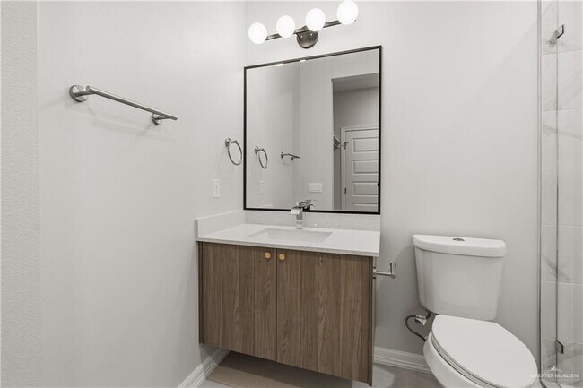 Building Photo - 4221 Heron Ave