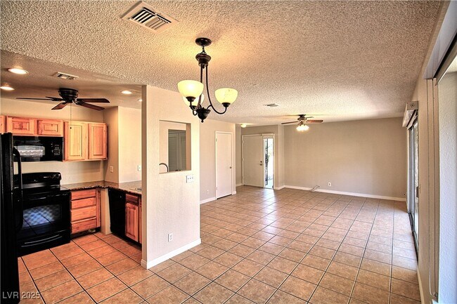Building Photo - 2349 Canfield Dr
