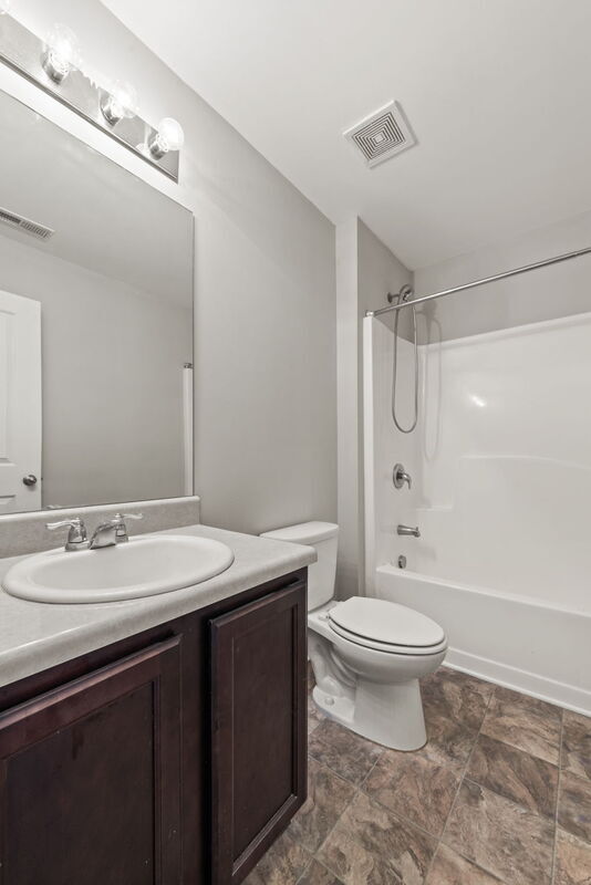 Building Photo - 3205 Blue Springs Trace