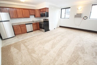 Building Photo - ORCHARD AVE -- 149