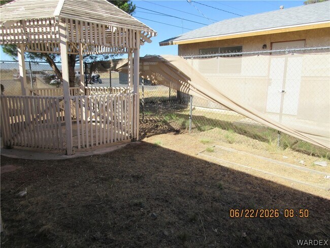 Building Photo - 3090 E Butler Ave