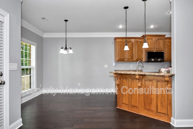 Building Photo - 108 Blackwood Dr NW