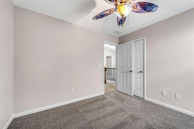 Building Photo - 268 Balaban Cir