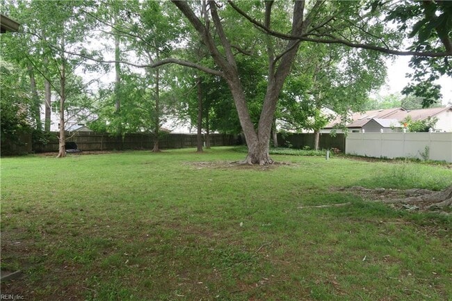 Building Photo - 517 Norman Ln