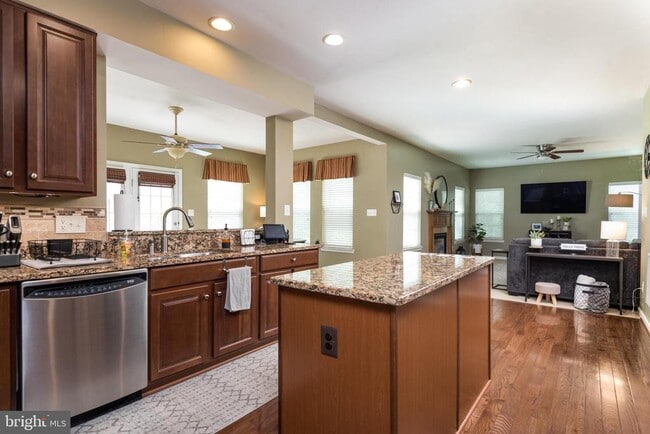 Building Photo - 13724 Hastenbeck Dr