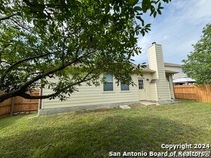 Building Photo - 213 Lakota Ct