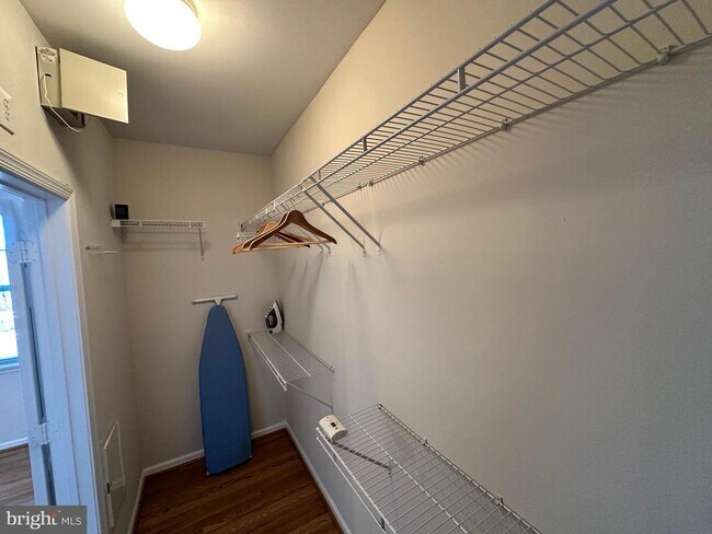 Building Photo - 12901 Centre Park Cir