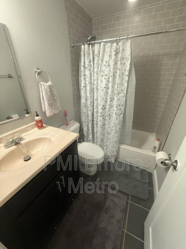 Building Photo - 17 E 21st St