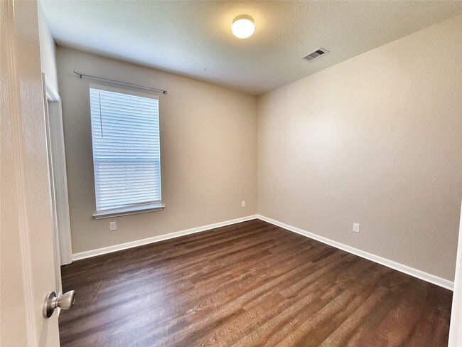 Building Photo - 1618 Cintola Ln