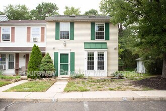 Building Photo - 38 Dorchester Cir