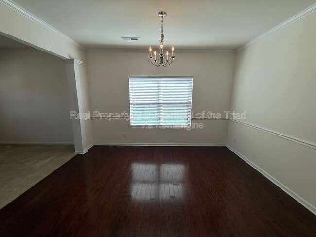 Building Photo - 1642 Ashmead Ln